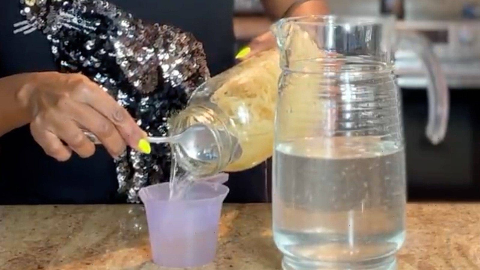 Sea moss water